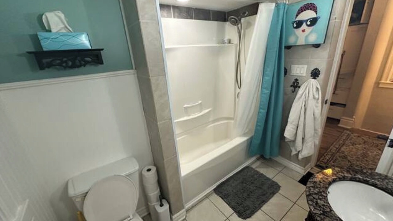 Photo of Bathroom in Ingersoll