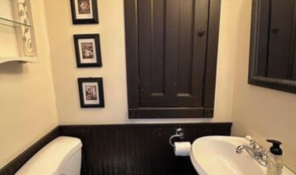 Photo of Bathroom in Ingersoll