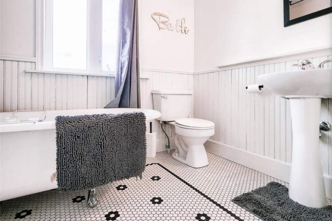 Photo of Bathroom in Lewisporte