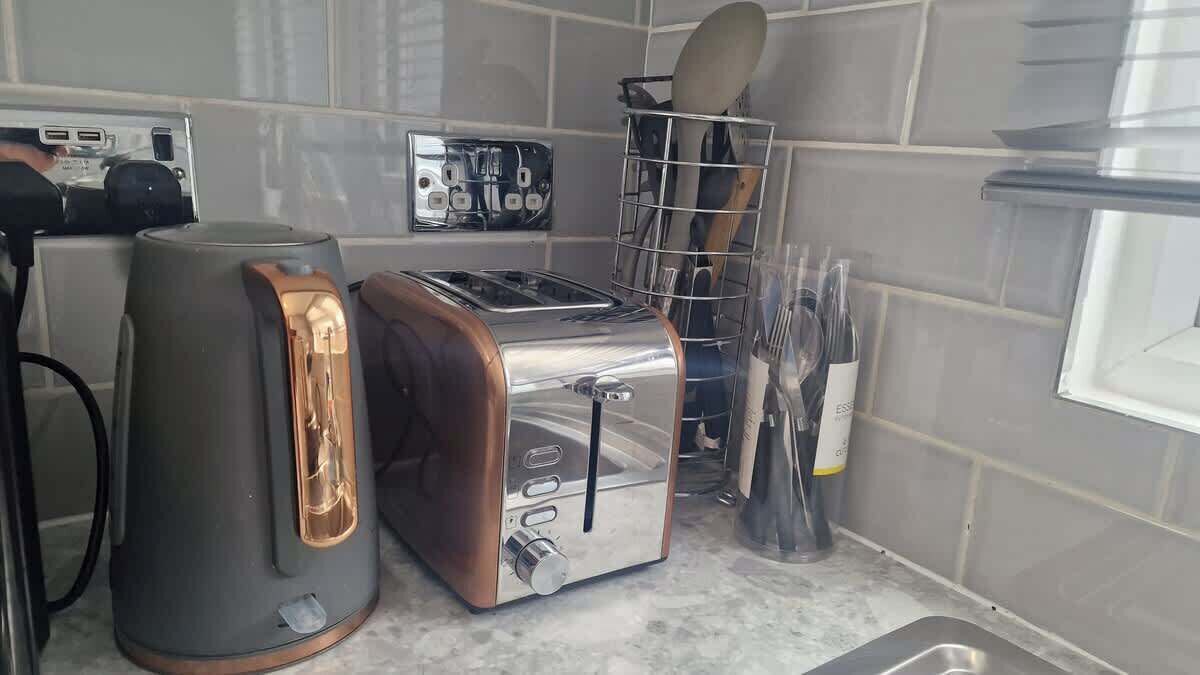 Photo of Others in West Thurrock