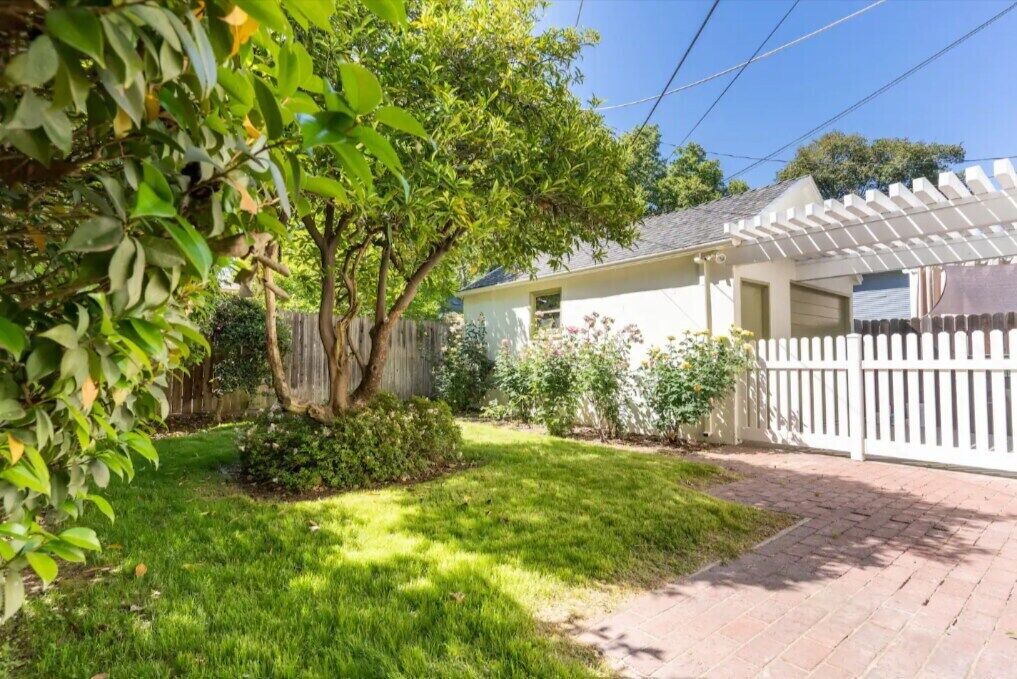 Photo of Outdoor in Land Park