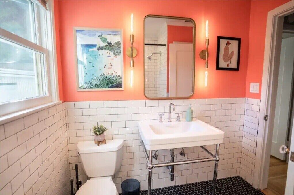 Photo of Bathroom in Land Park