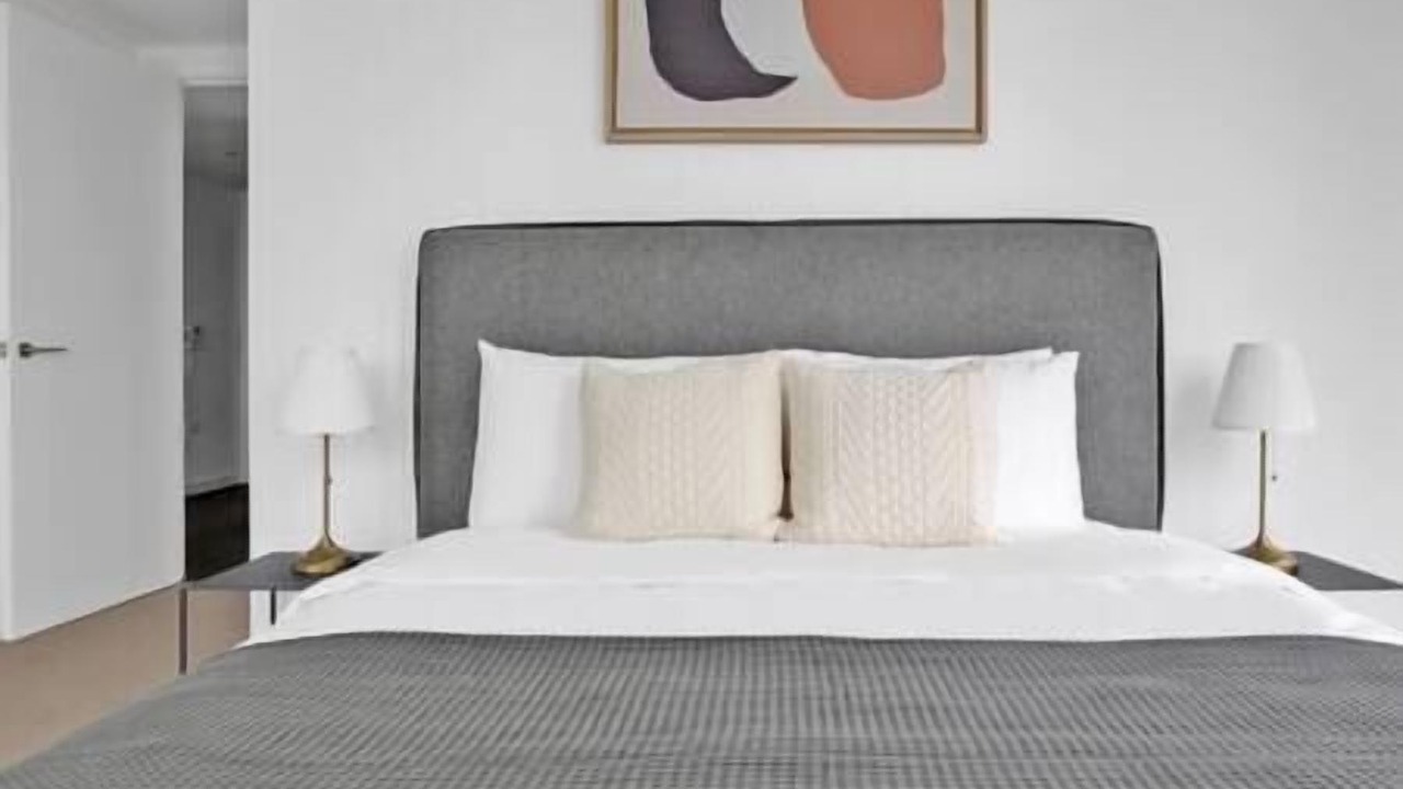 Photo of Others in Canary Wharf