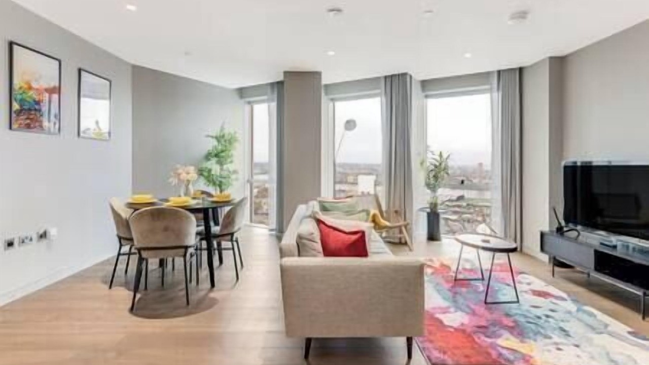 Photo of Others in Peninsula