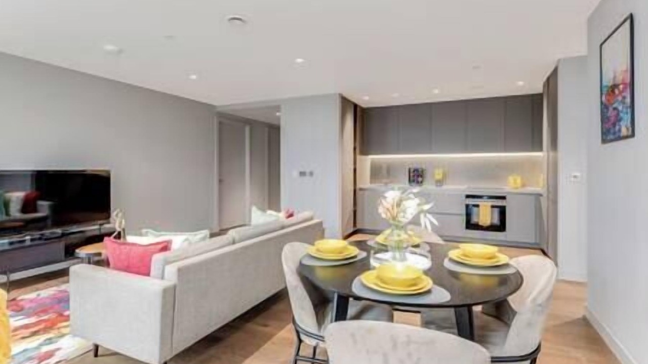 Photo of Others in Peninsula