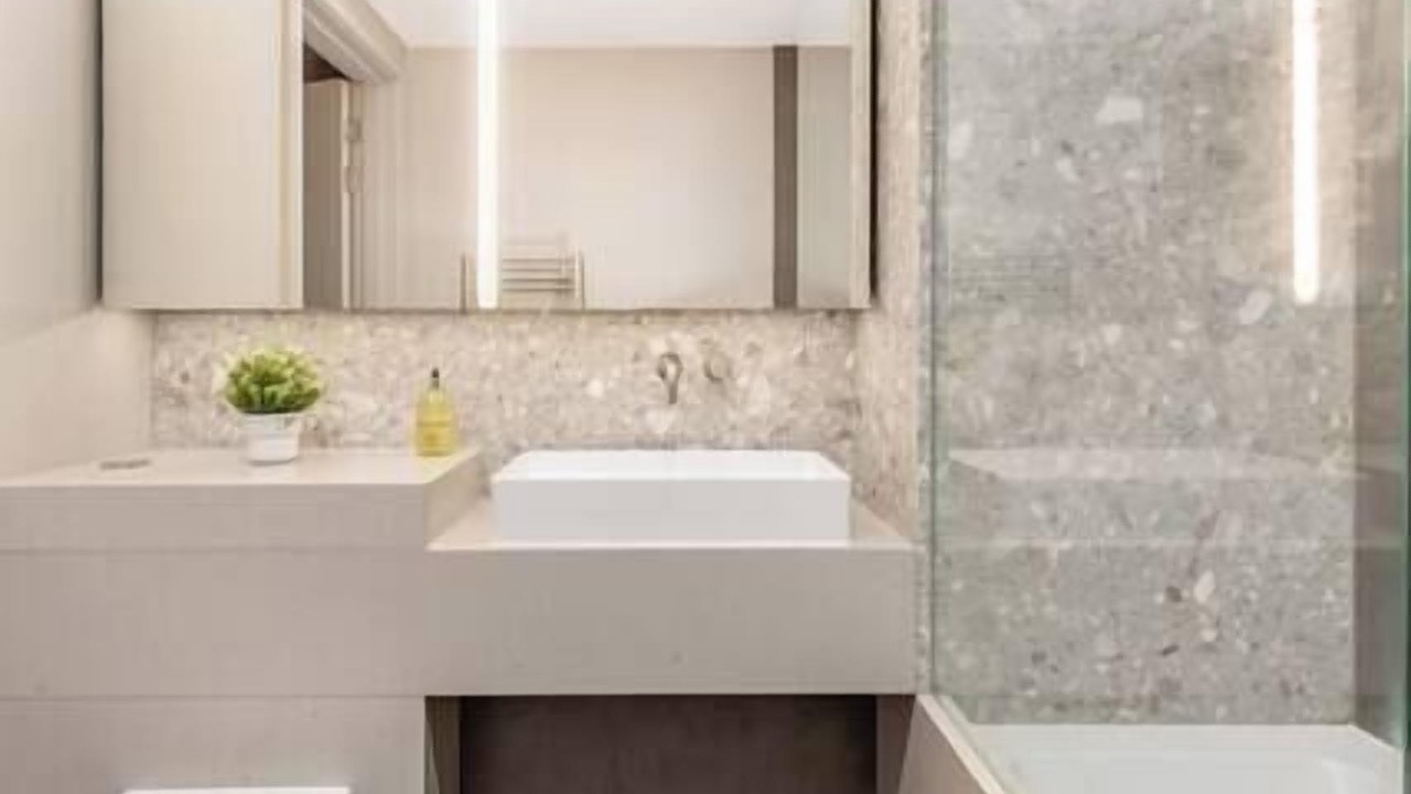 Photo of Others in Peninsula