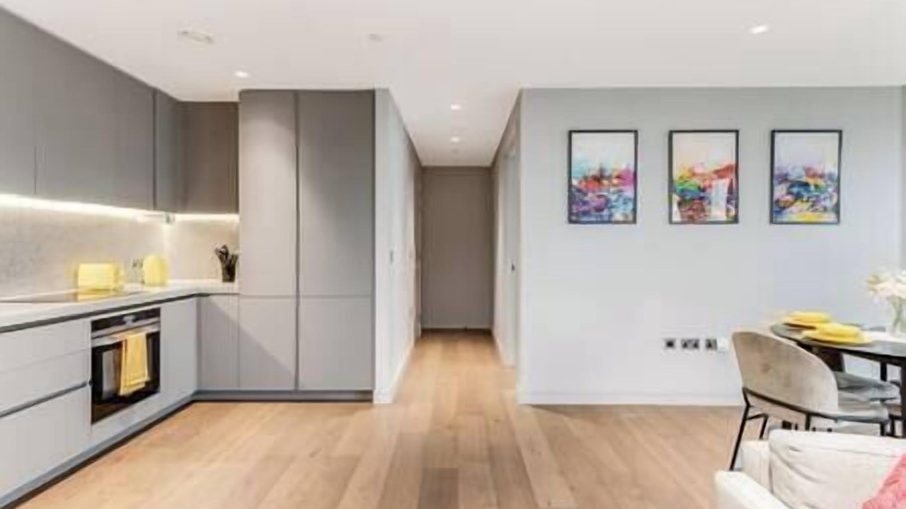 Photo of Others in Peninsula