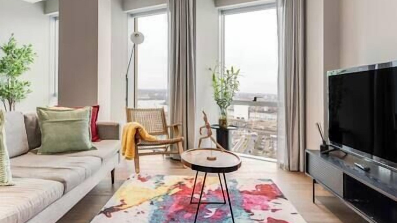 Photo of Others in Peninsula