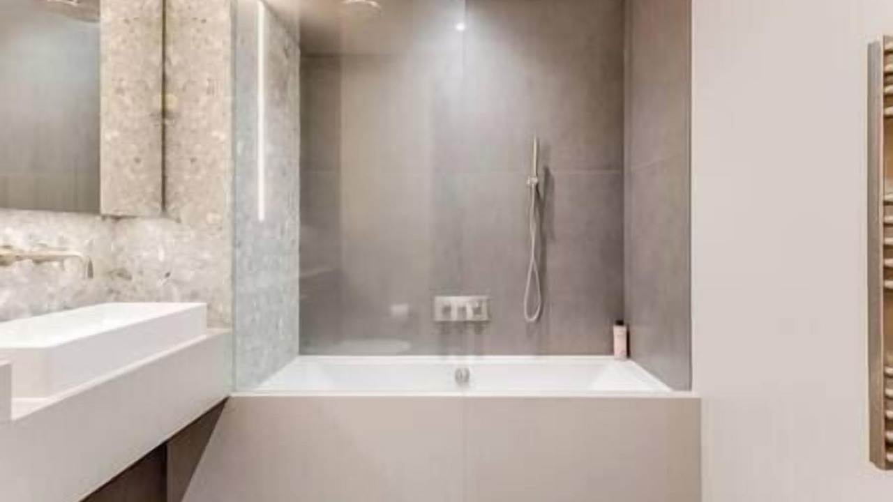 Photo of Others in Peninsula