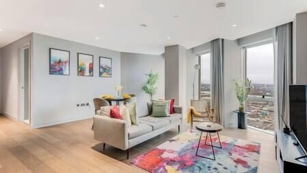 Photo of Others in Peninsula