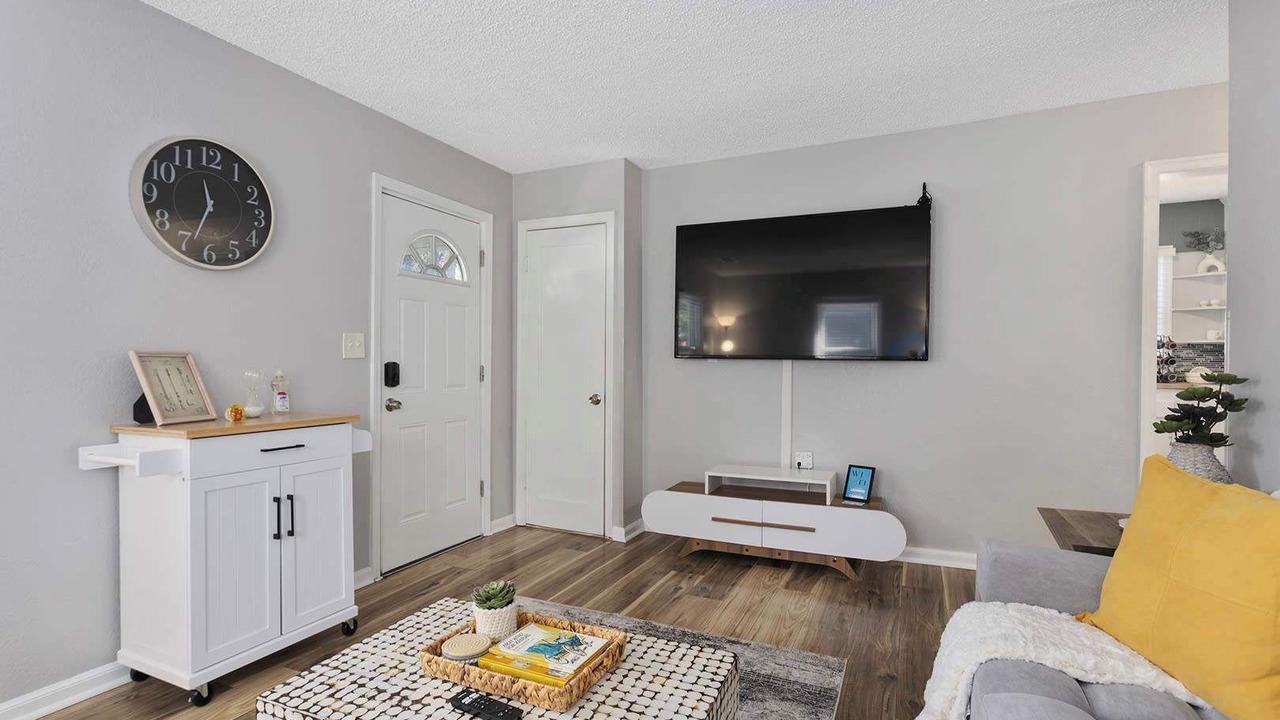 Photo of Livingroom in Olathe