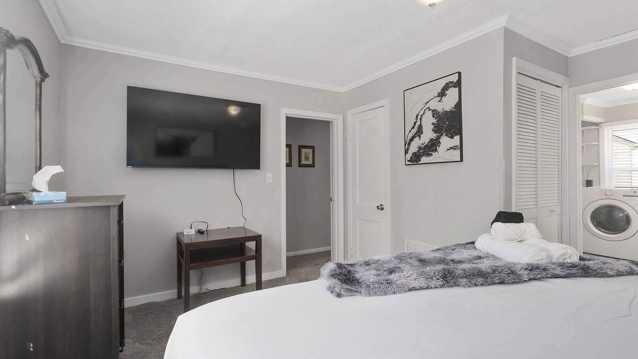 Photo of Bedroom in Olathe