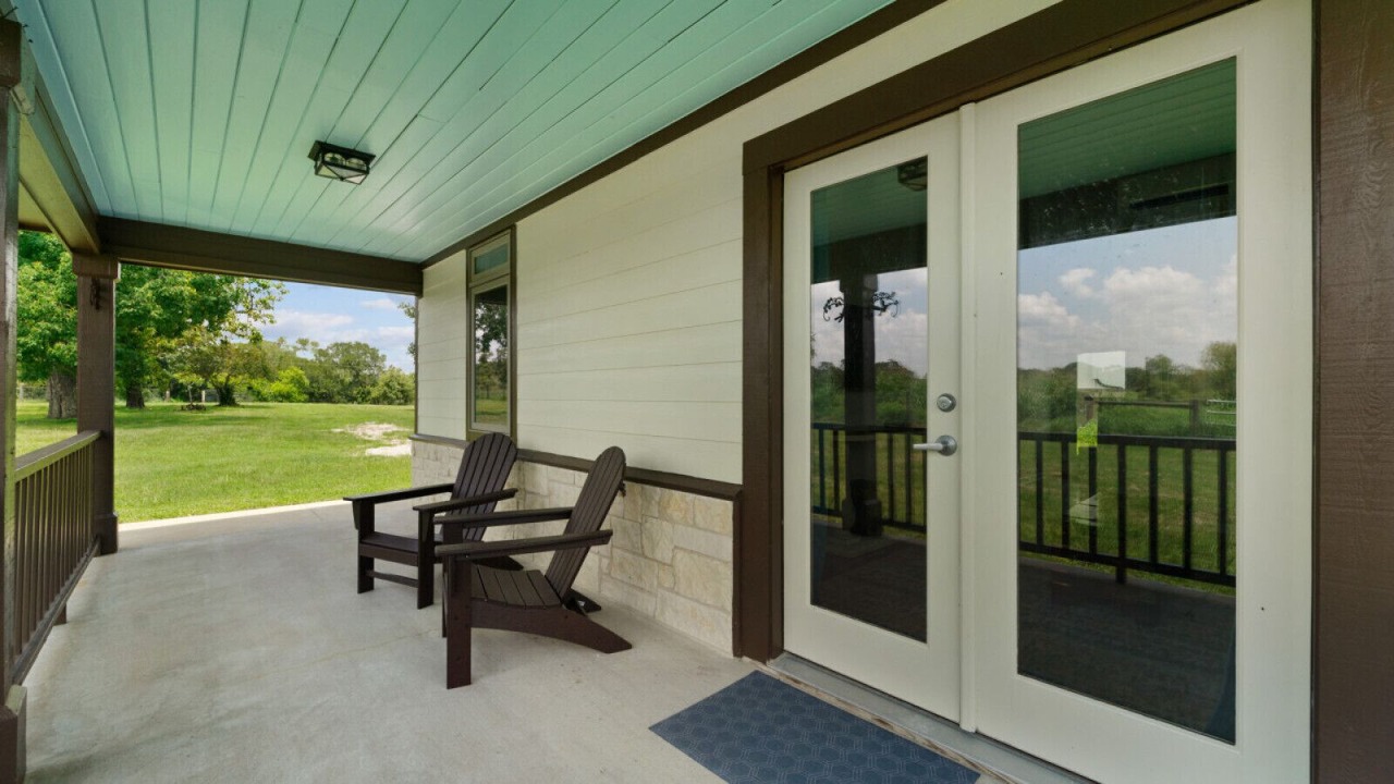 Photo of Patio Balcony in New Ulm