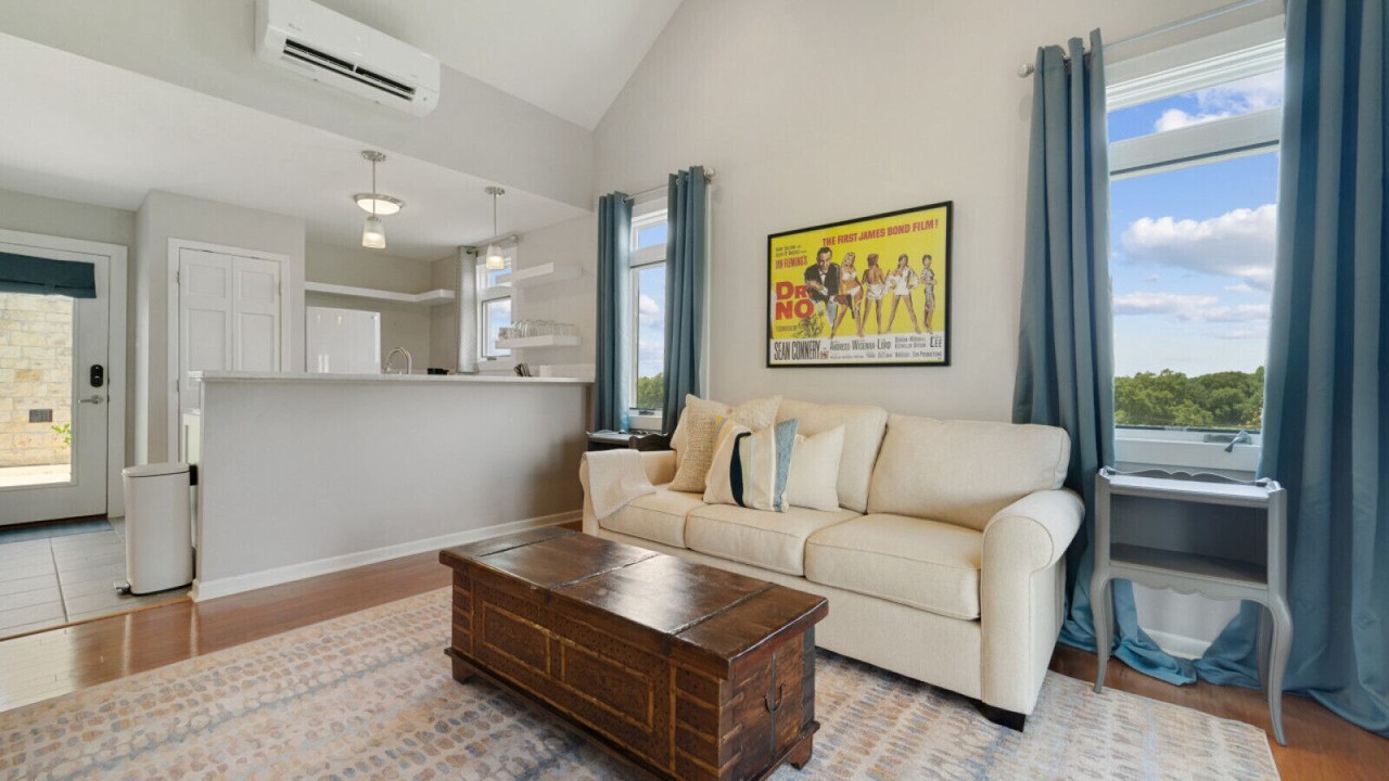 Photo of Livingroom in New Ulm