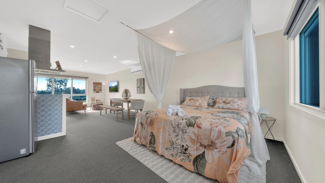 Photo of Bedroom in Cranbourne West