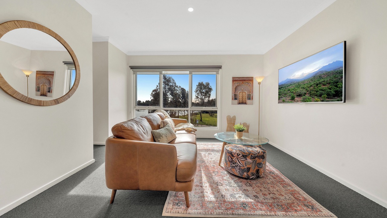 Photo of Livingroom in Cranbourne West
