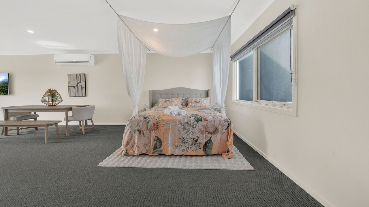 Photo of Bedroom in Cranbourne West