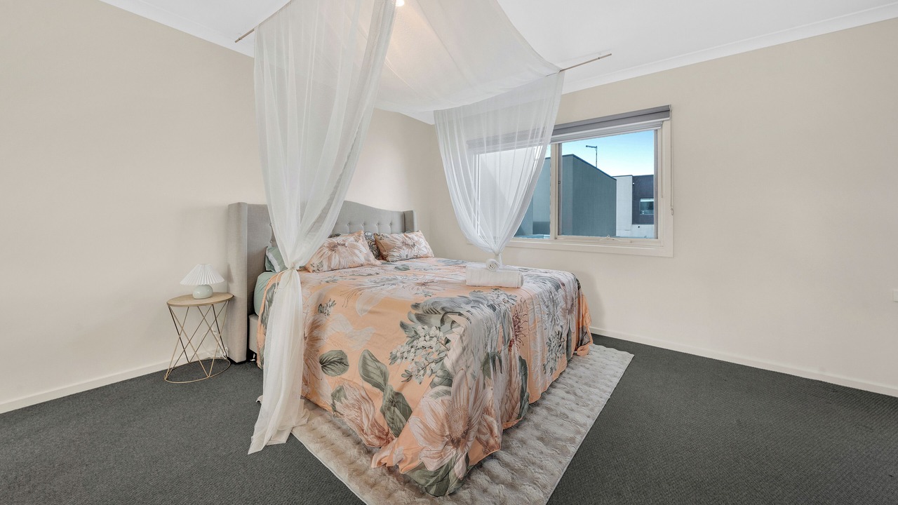 Photo of Bedroom in Cranbourne West