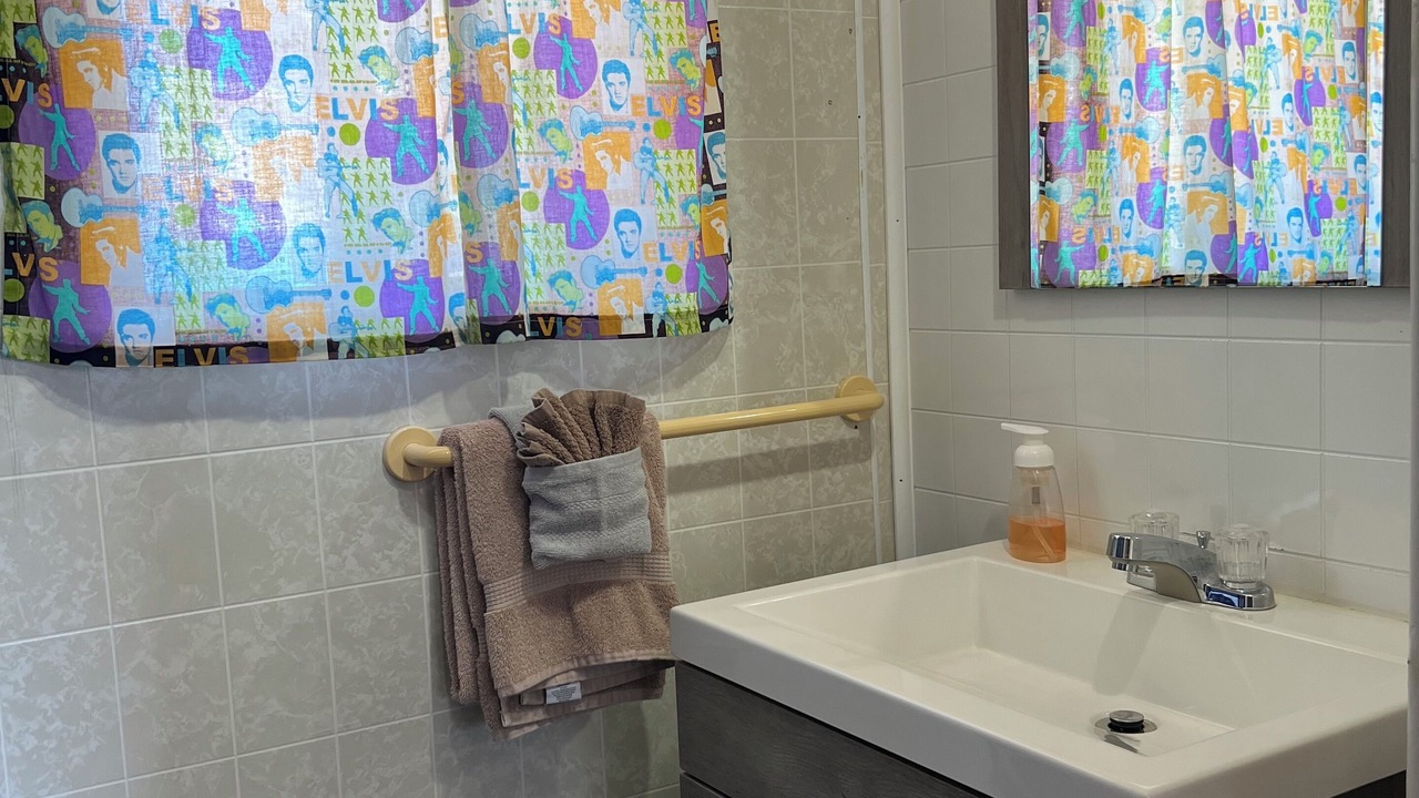Photo of Bathroom in Protem