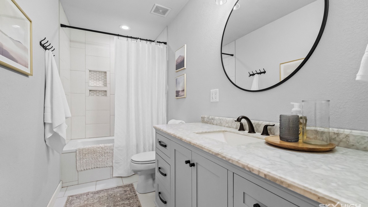 Photo of Bathroom in Garfield