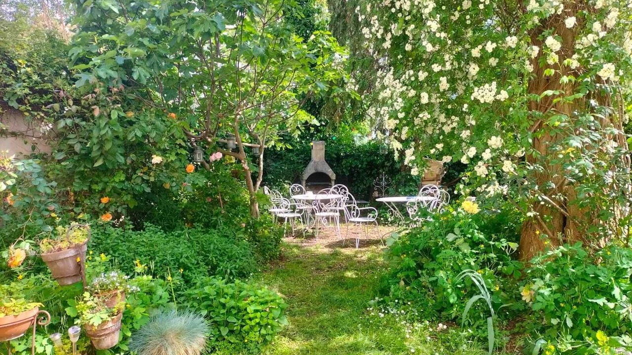 Photo of Outdoor in Quartier des Grandes-Carrieres