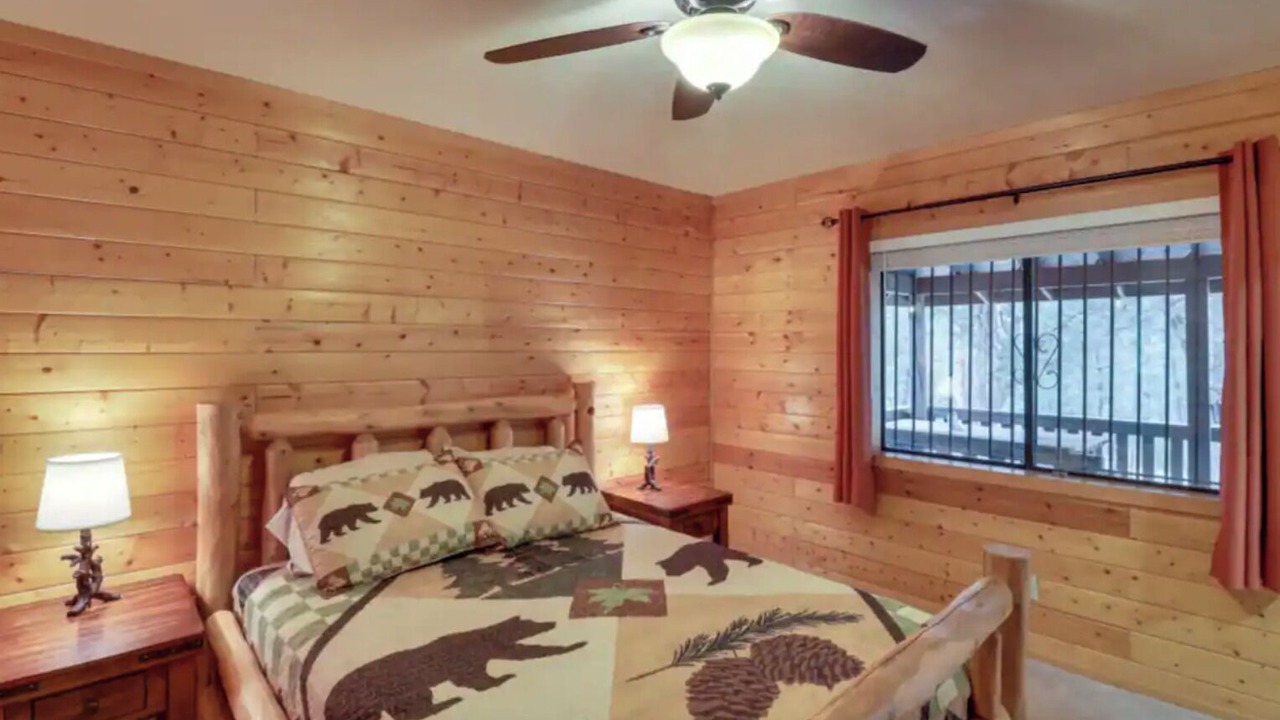 Photo of Bedroom in Heber