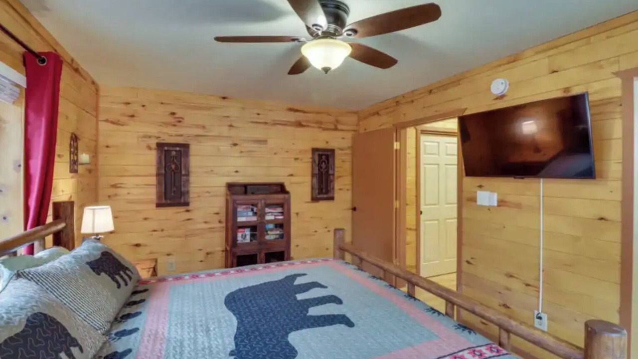 Photo of Bedroom in Heber