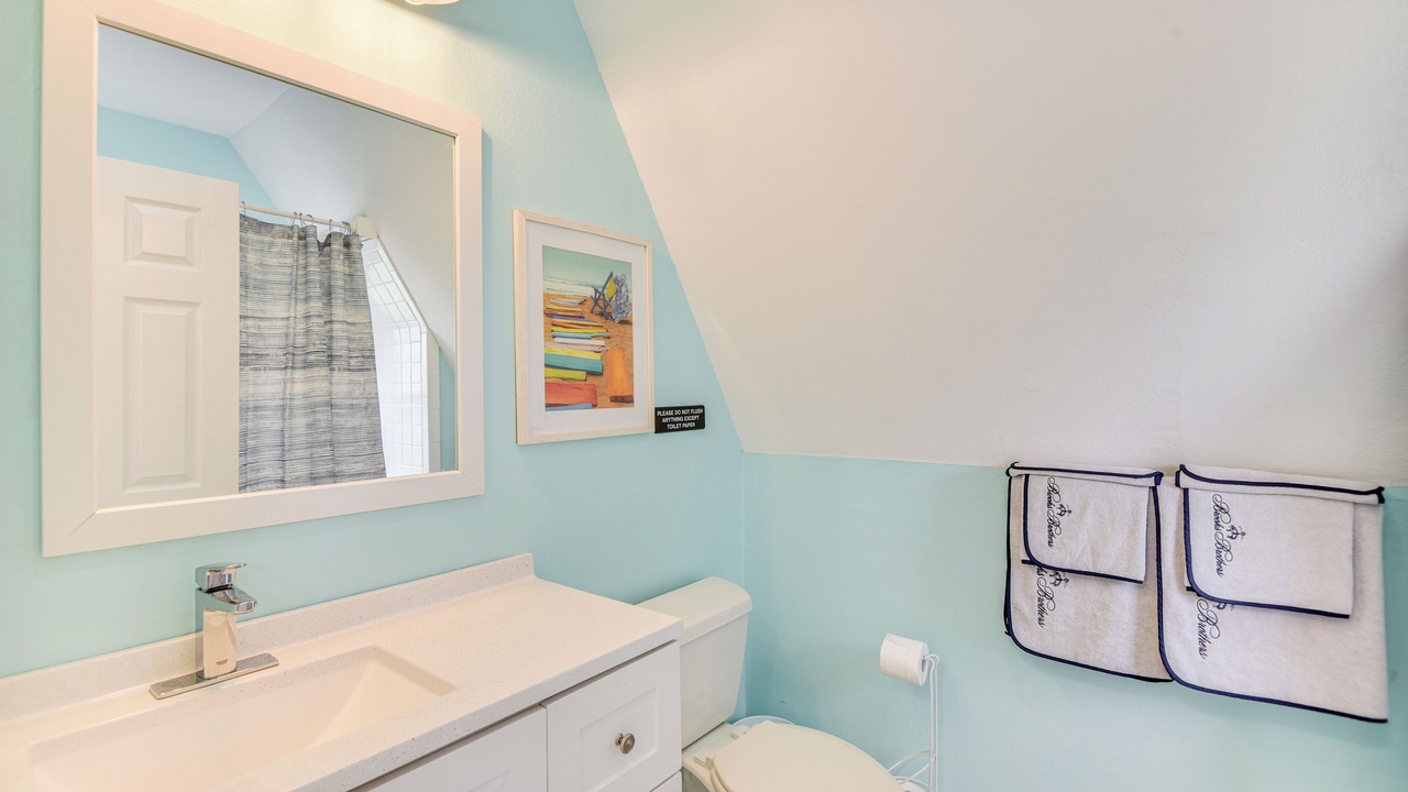 Photo of Bathroom in Albemarle Sound