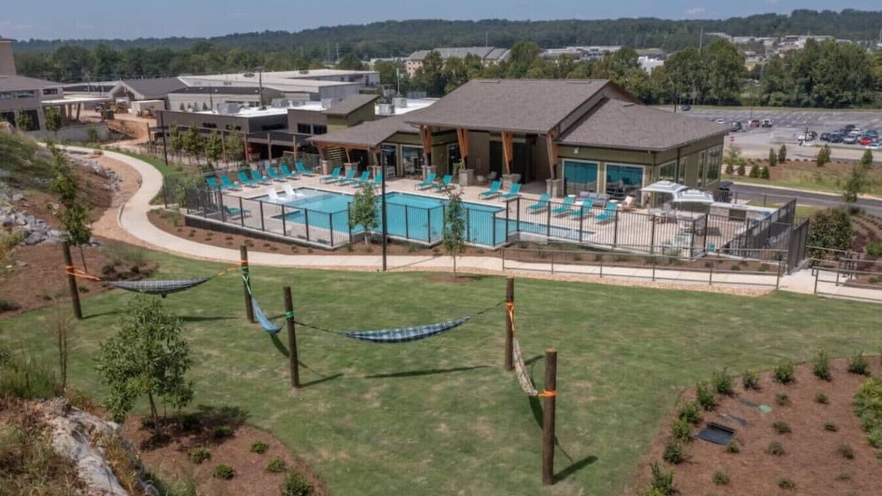 Photo of Outdoor in Pelham