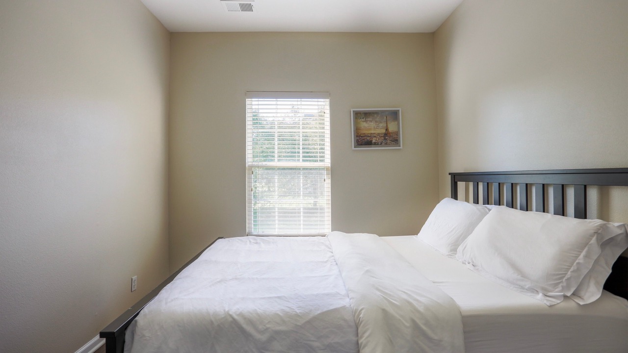 Photo of Bedroom in Olathe