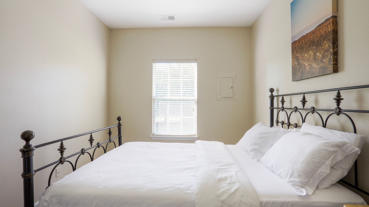 Photo of Bedroom in Olathe