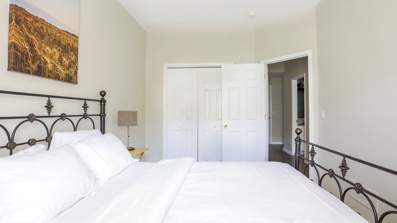 Photo of Bedroom in Olathe