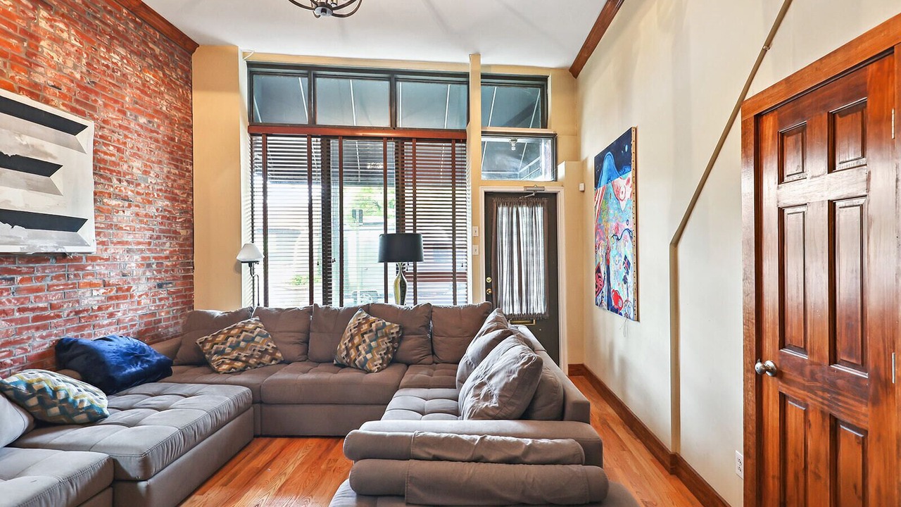 Photo of Livingroom in Benton Park
