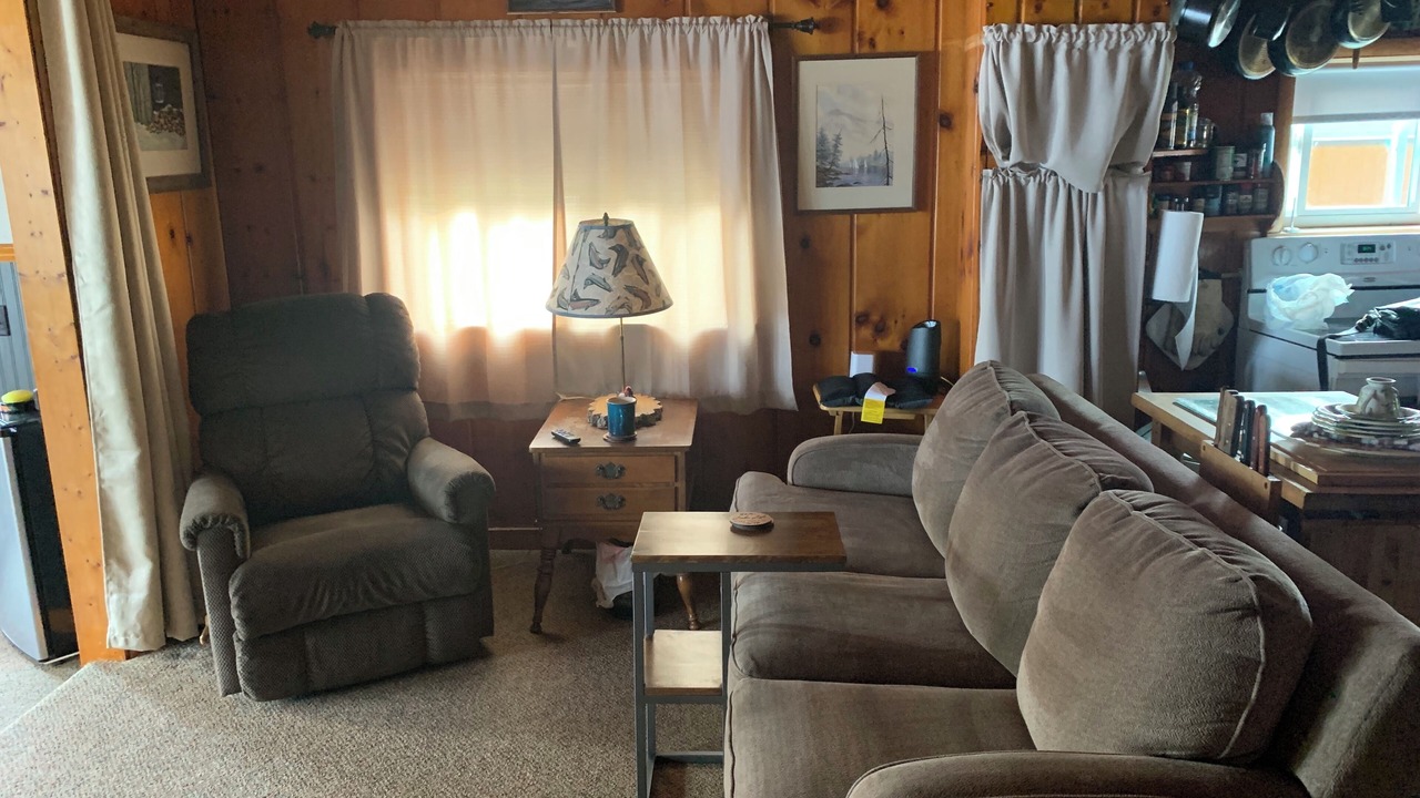 Photo of Bedroom in Hale