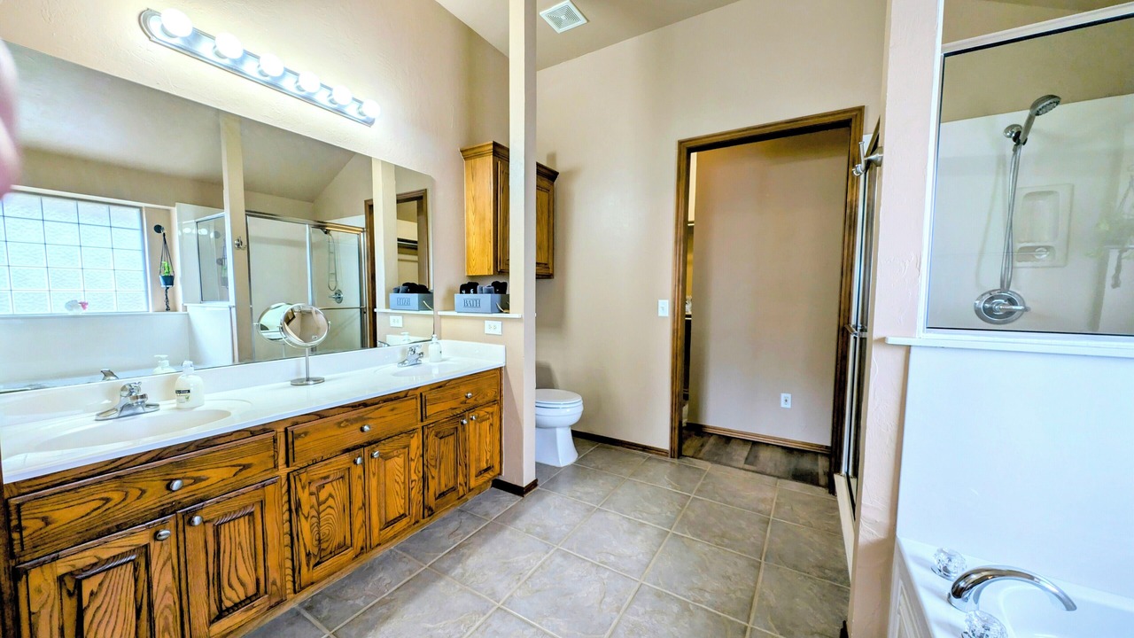 Photo of Bathroom in Norman