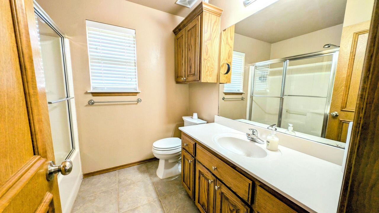 Photo of Bathroom in Norman
