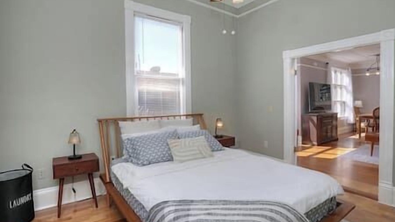 Photo of Bedroom in Oak Park