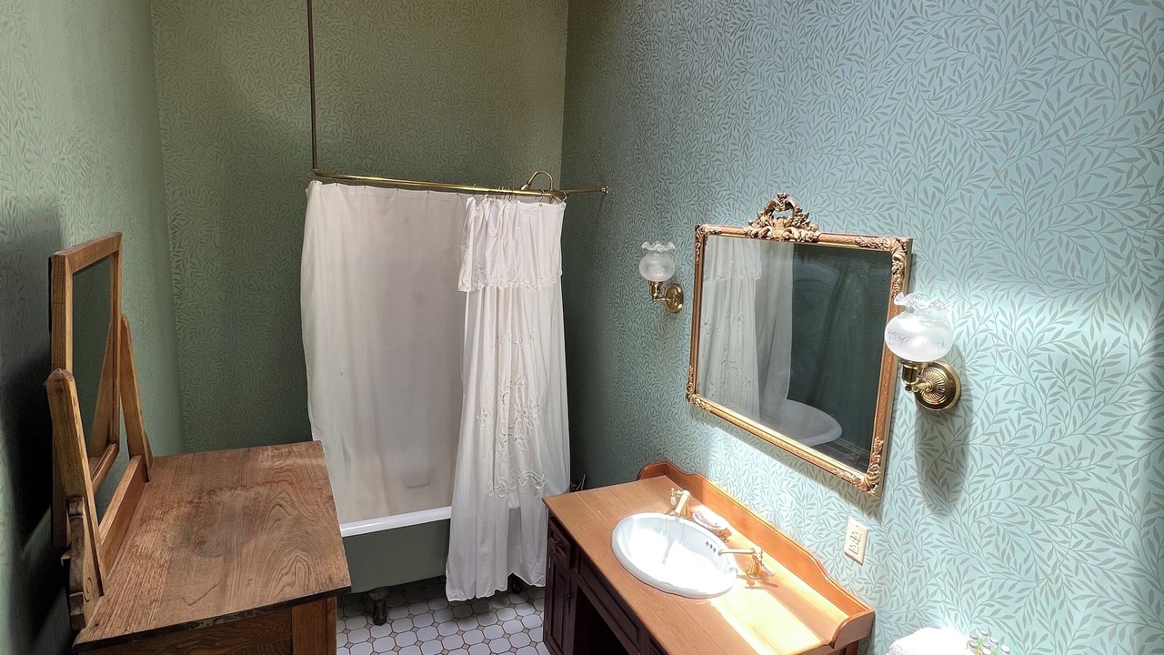 Photo of Bathroom in Eureka