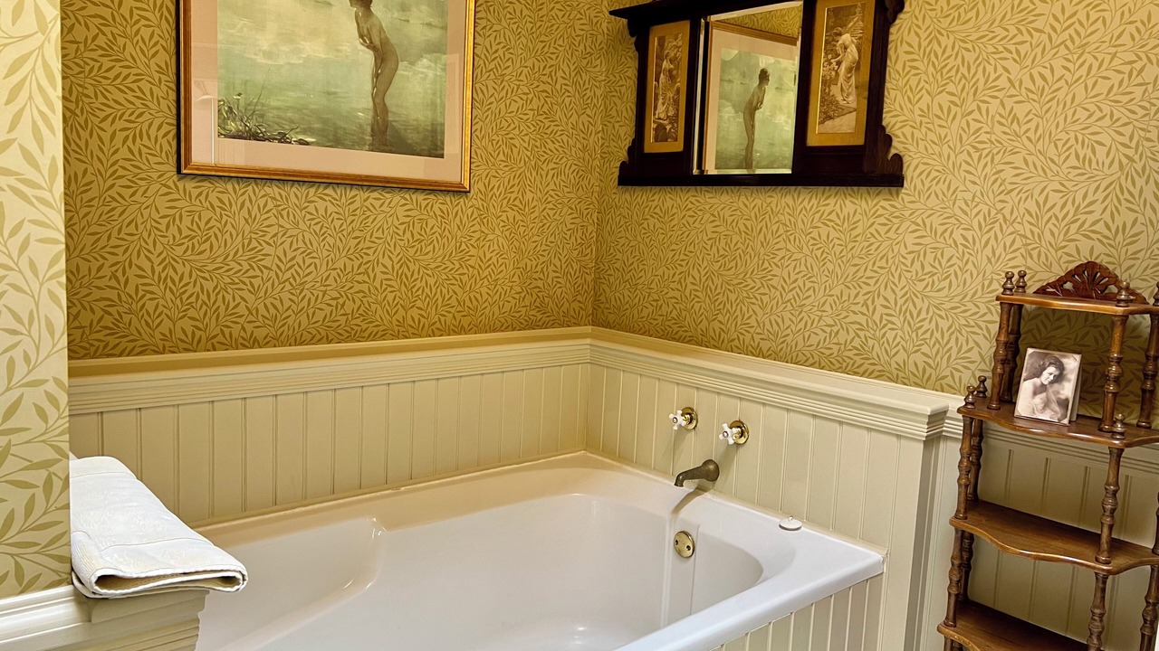 Photo of Bathroom in Eureka
