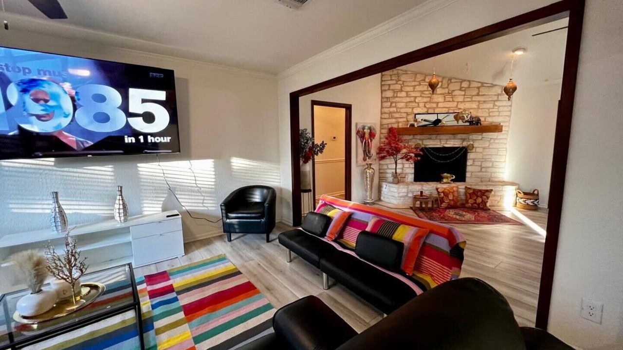 Photo of Livingroom in Hays
