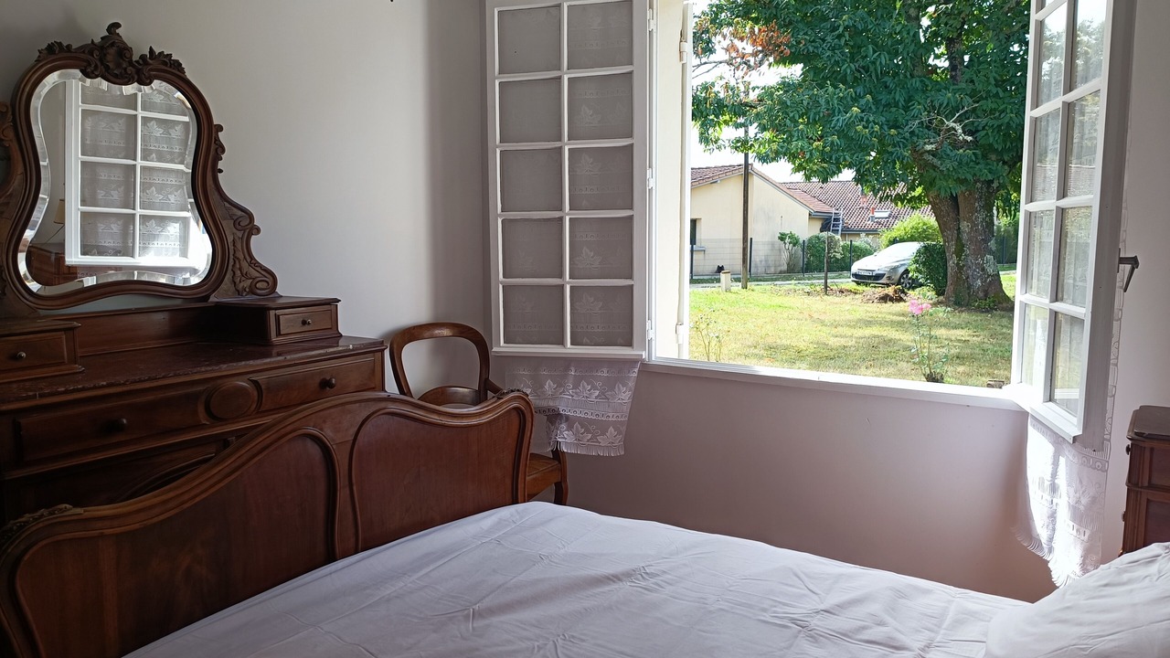 Photo of Bedroom in Moulis-en-Medoc