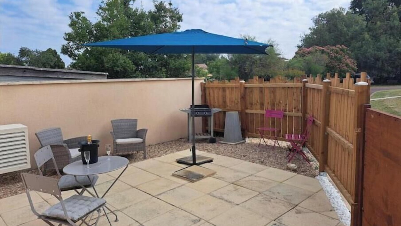 Photo of Outdoor in Saint-Medard-de-Guizieres