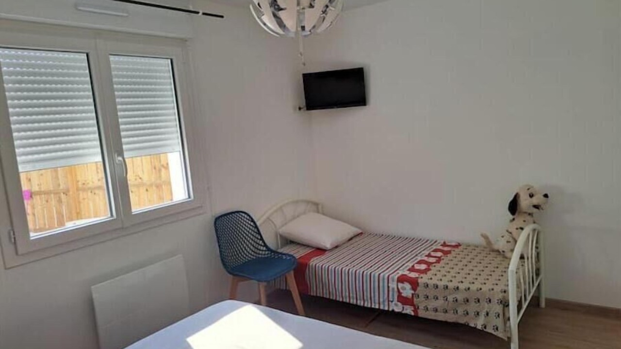 Photo of Bedroom in Saint-Medard-de-Guizieres