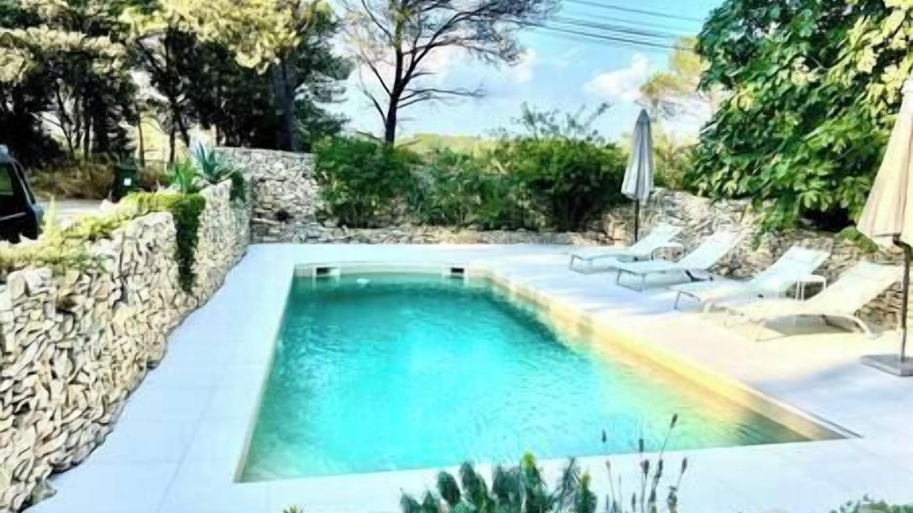 Photo of Others in Caremeau