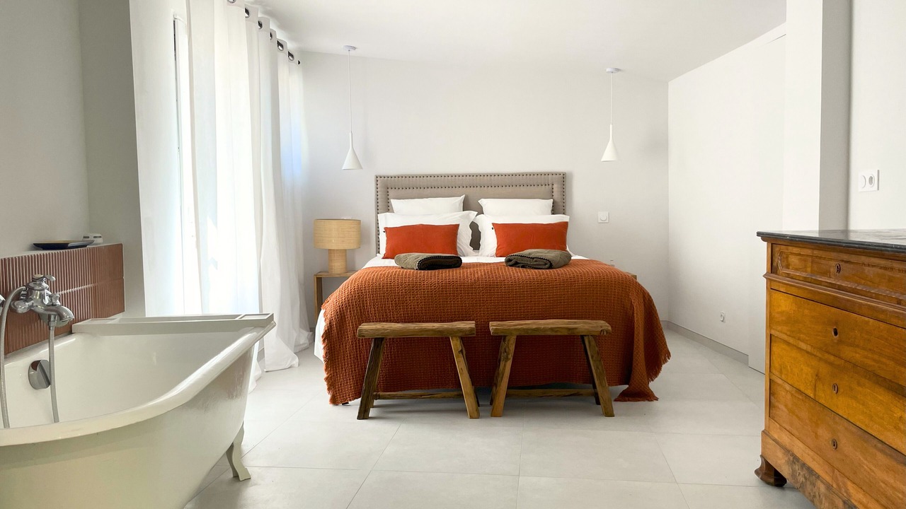 Photo of Others in Caremeau