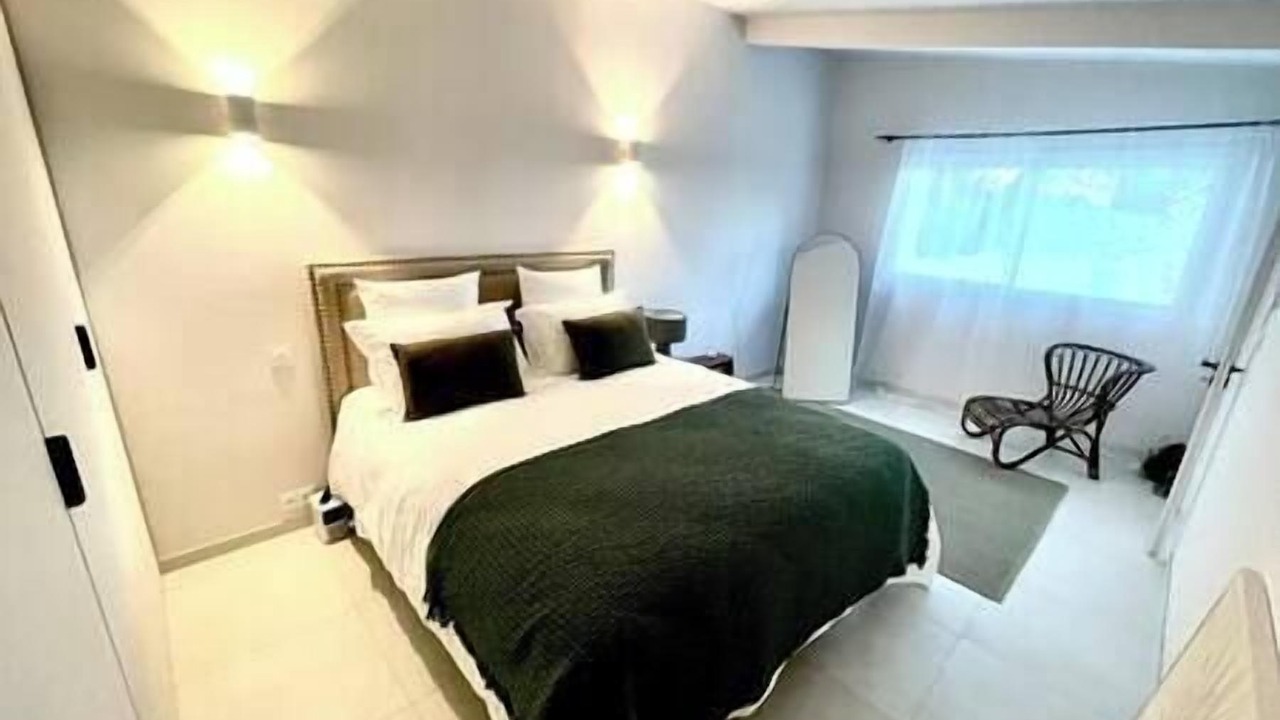 Photo of Others in Caremeau