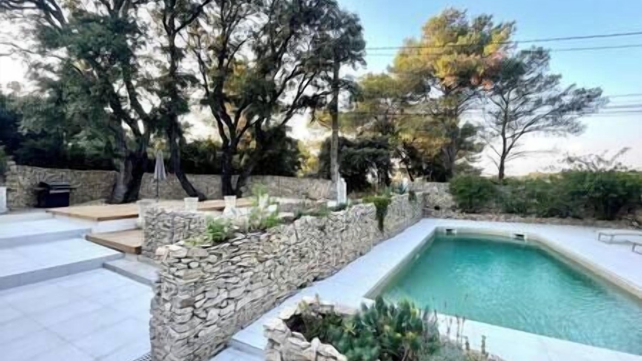 Photo of Others in Caremeau