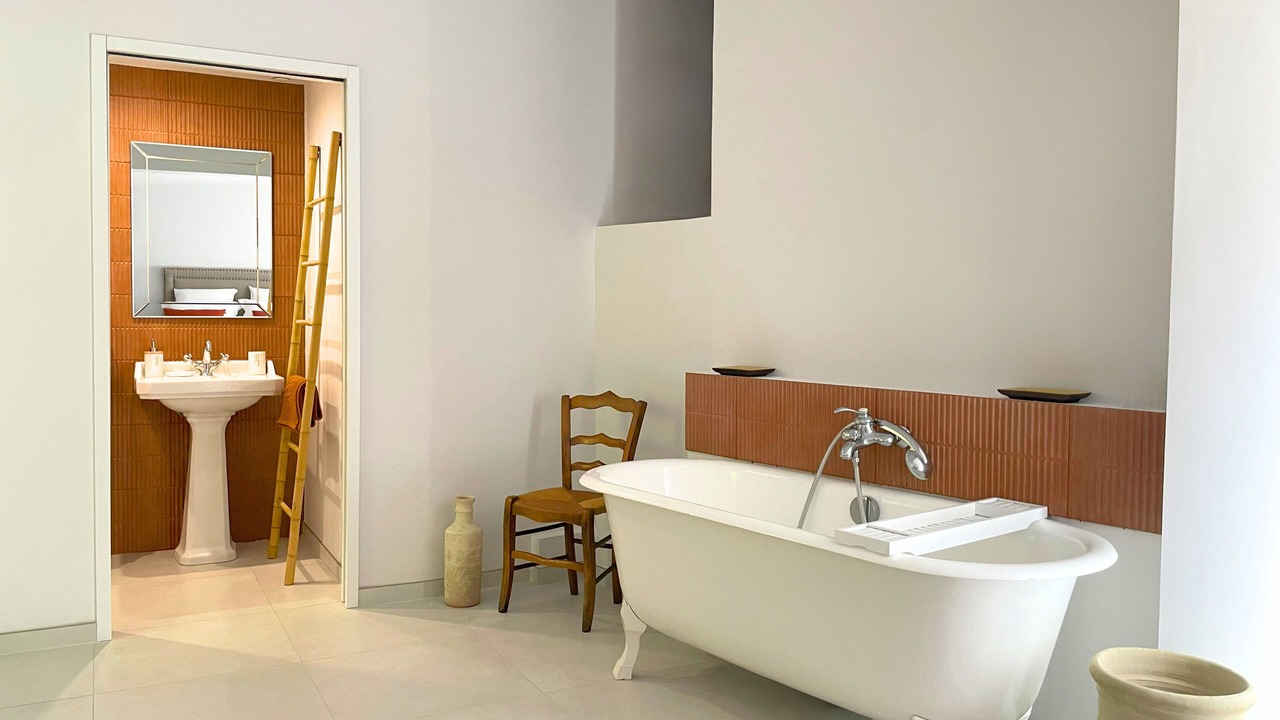 Photo of Others in Caremeau