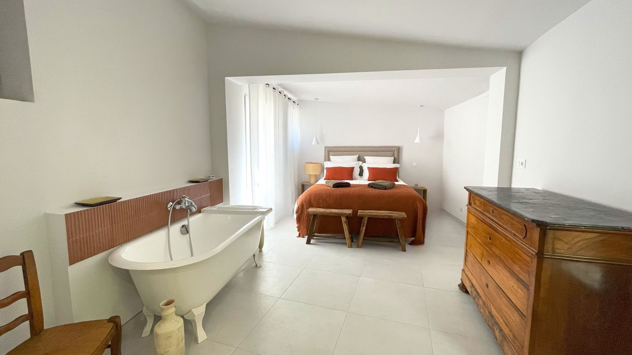 Photo of Others in Caremeau