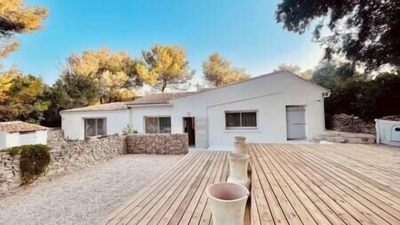 Photo of Others in Caremeau